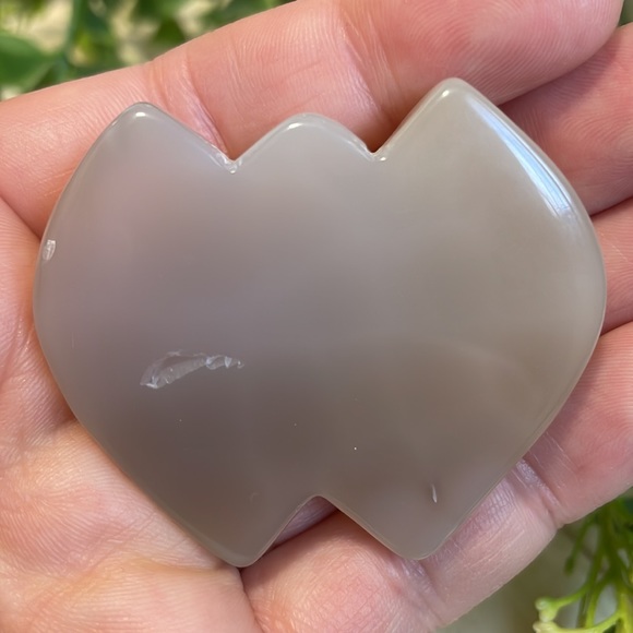 Druzy Agate Bat Crystal Carved Polished Shape Metaphysical Energy Stone Manifest - Picture 7 of 7